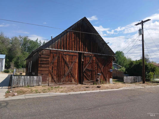 108 W 2ND ST, MIDDLETON, ID 83644, photo 3 of 24