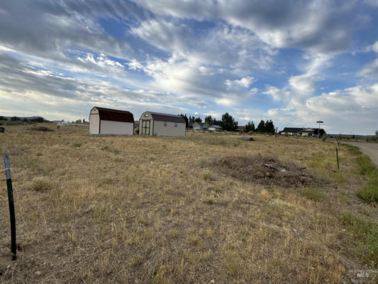 371 LAKEVIEW LN, WEST MAGIC, ID 83352 - Image 1