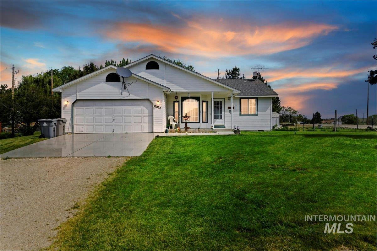 17030 ELMCREST DR, CALDWELL, ID 83607, photo 1 of 24