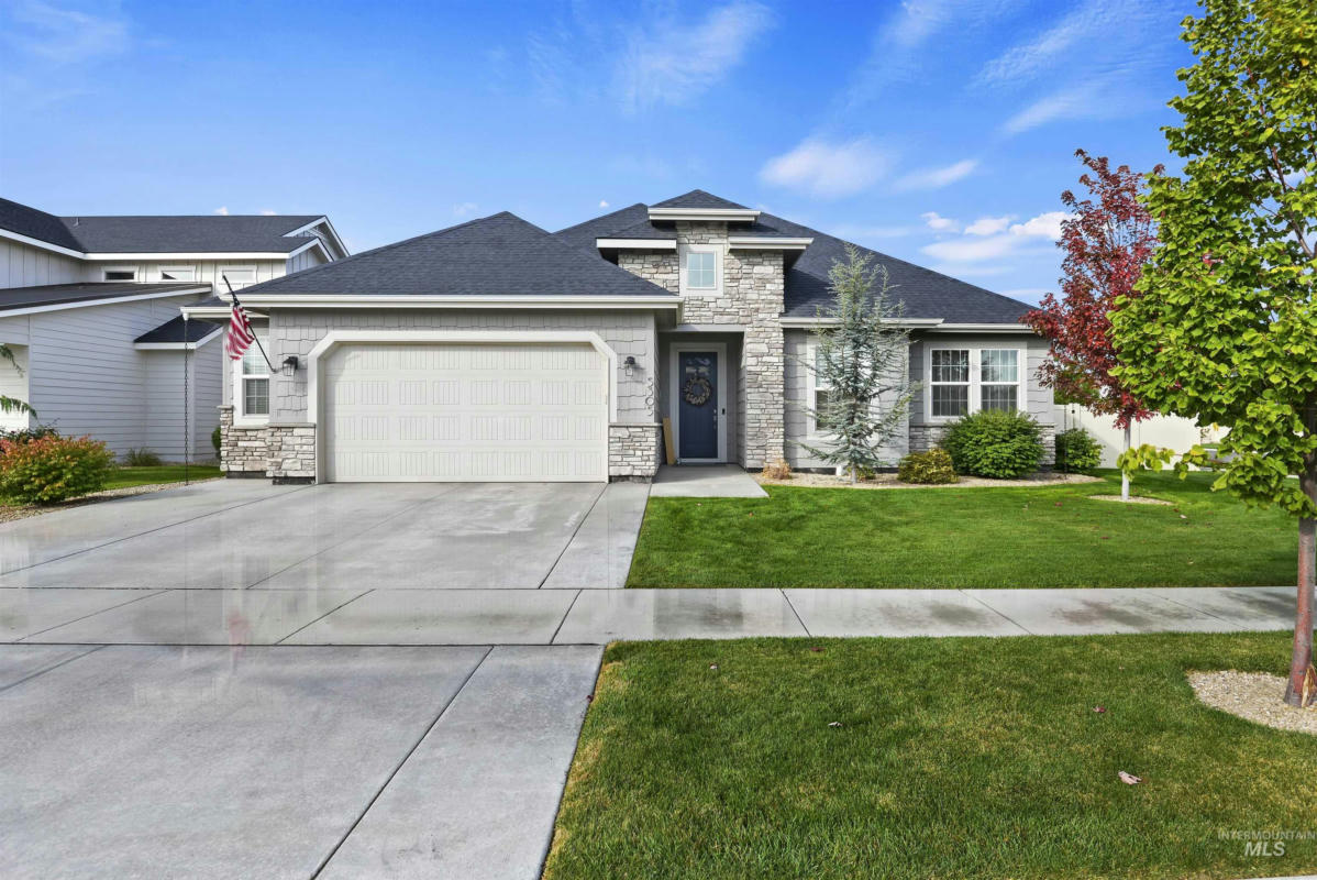 5305 S MONTAGUE WAY, MERIDIAN, ID 83642, photo 1 of 34