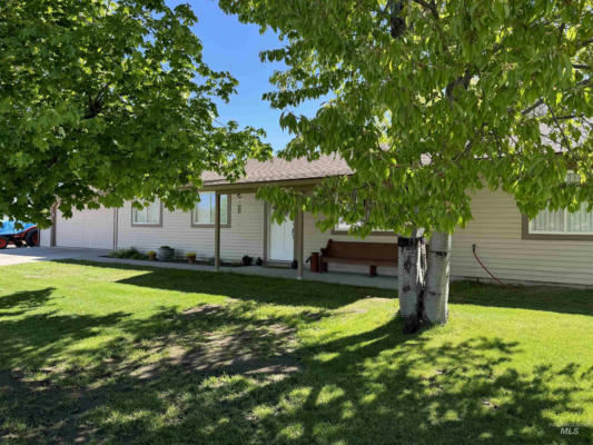 379 S 2ND AVE, HAGERMAN, ID 83332 - Image 1