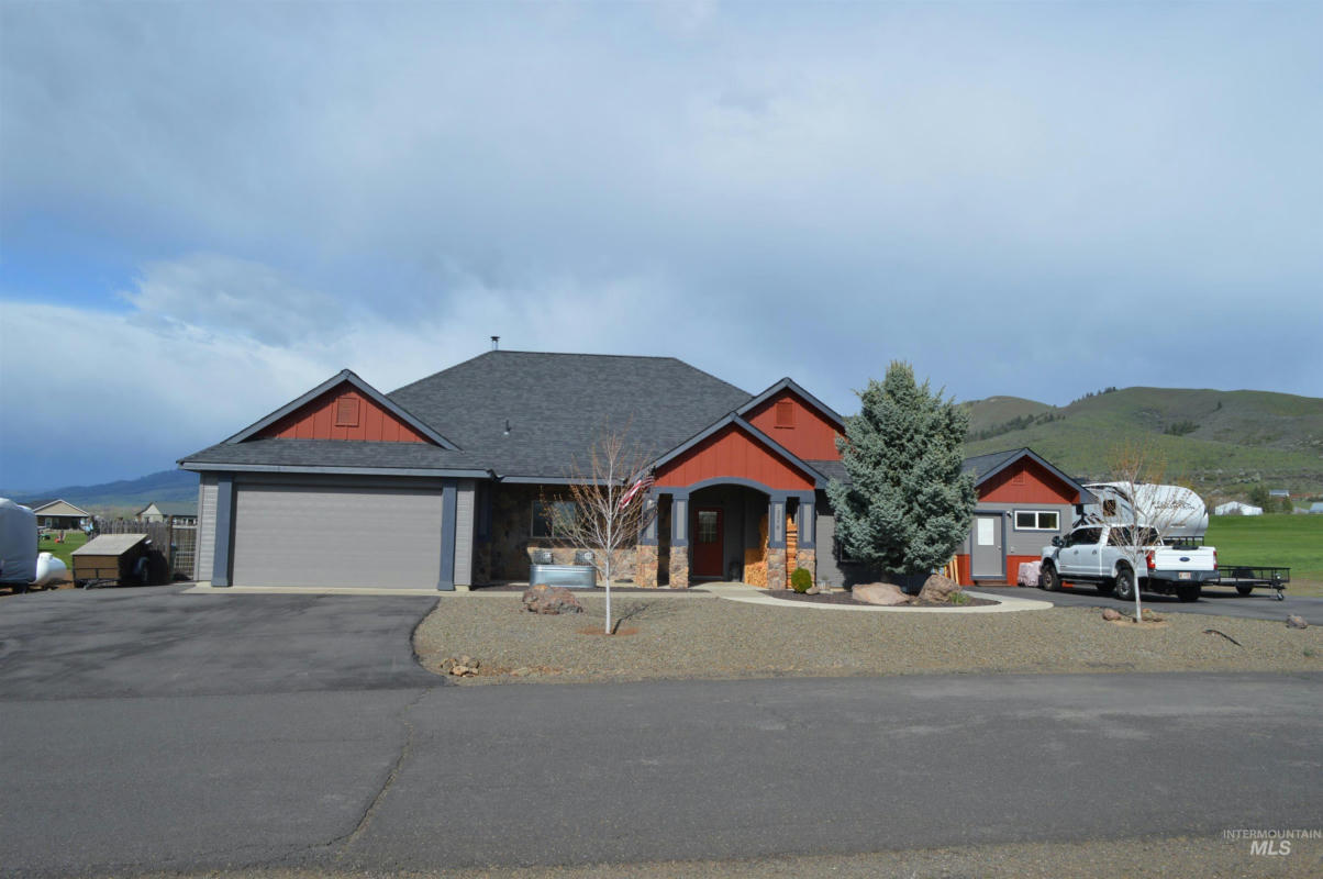 2278 GOLF LN, COUNCIL, ID 83612, photo 1 of 38