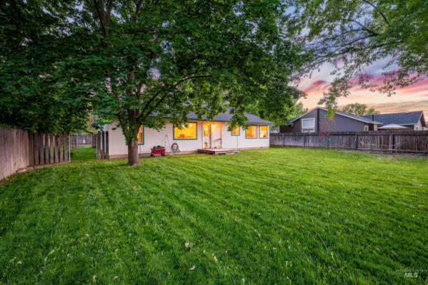 7032 N CASA REAL PL, BOISE, ID 83714, photo 4 of 42